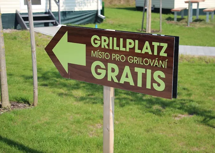 Merlin's Camp Campingplads *